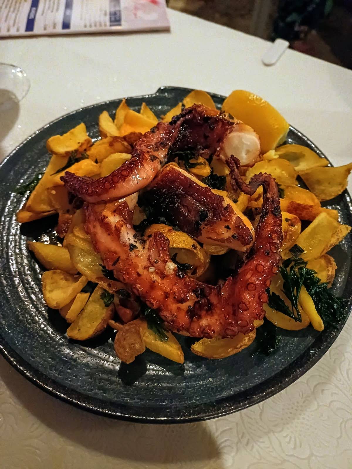 Pulpo en Chiringuito Playa Paraíso